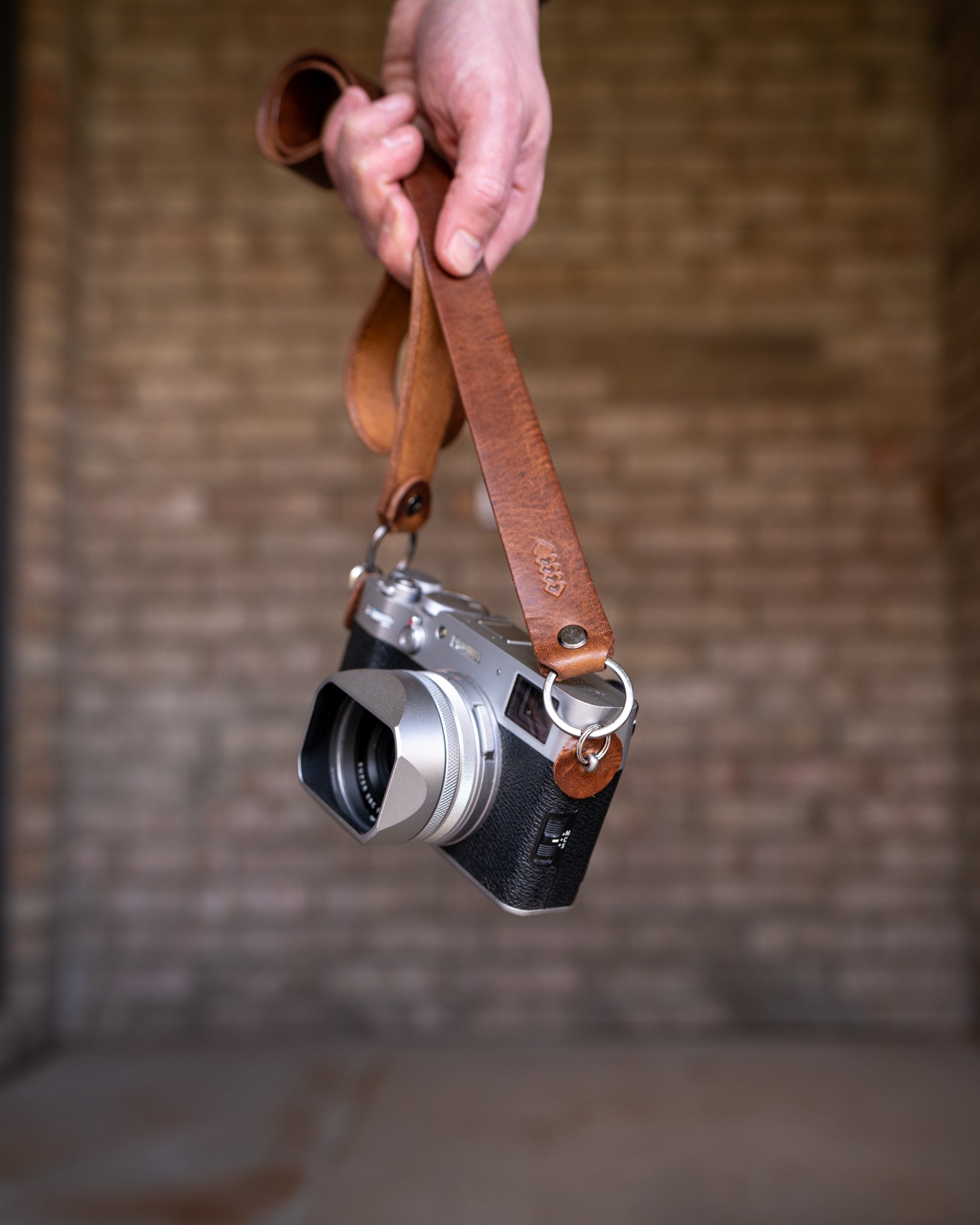 Avenue camera strap