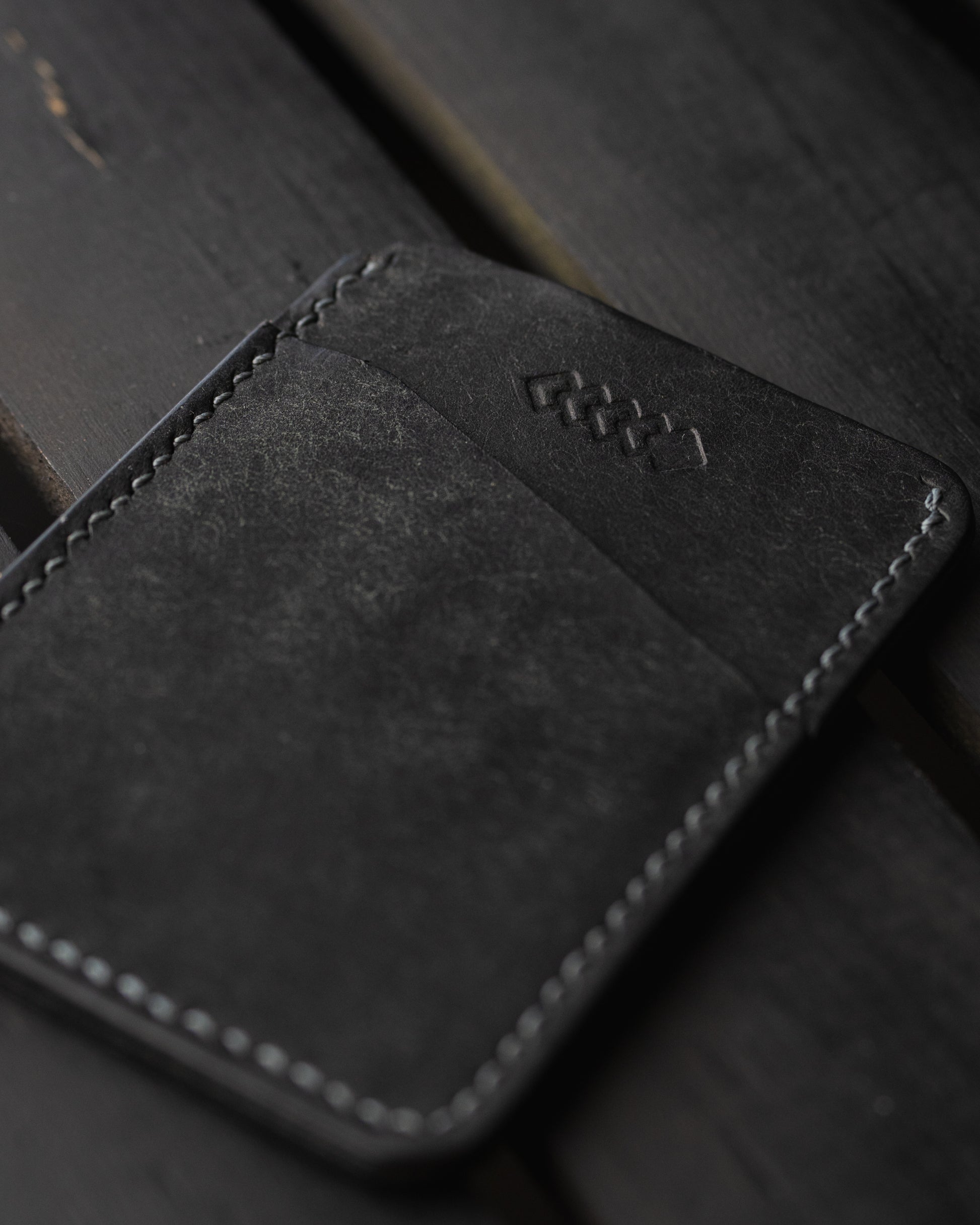 Monologue Slim Card Holder Wallet